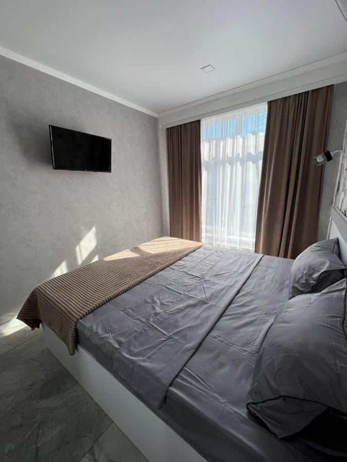 Aparthotel City Center Chişinǎu Buitenkant foto