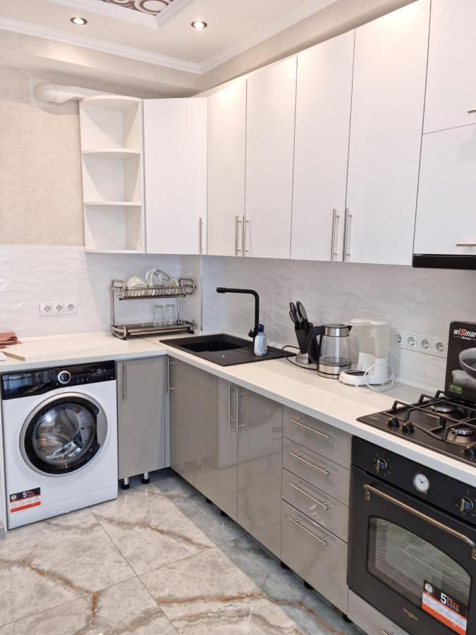 Aparthotel City Center Chişinǎu Buitenkant foto