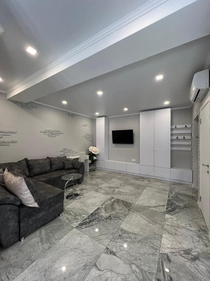 Aparthotel City Center Chişinǎu Buitenkant foto